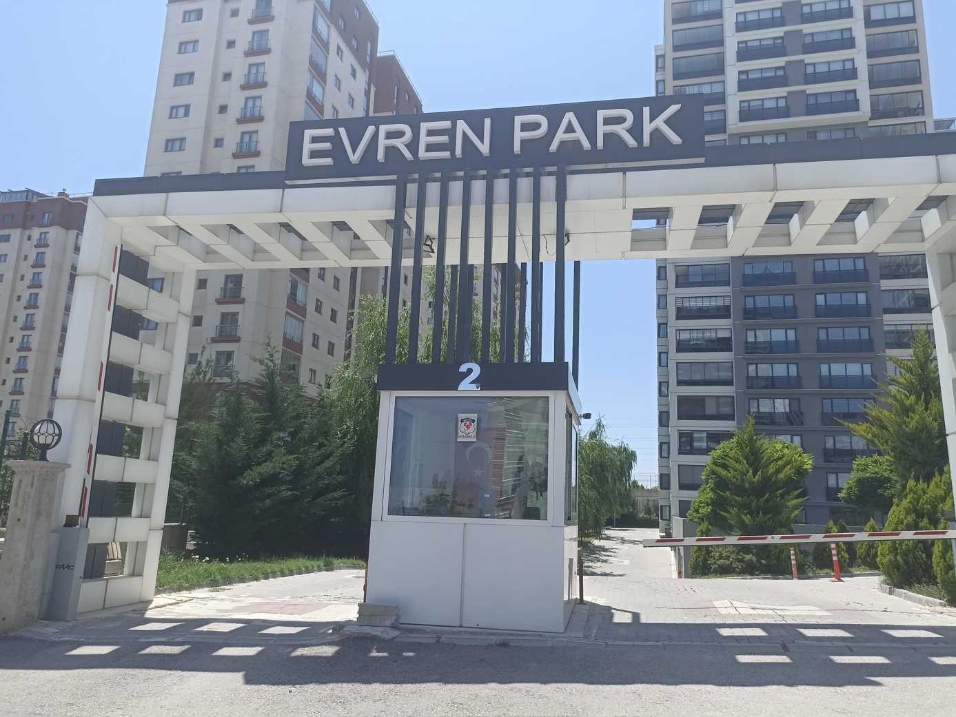 Ankara Etimesgut Fatih Sultan Mahallesi Evren Park Sitesi 200m² 4+1 Satılık Konut