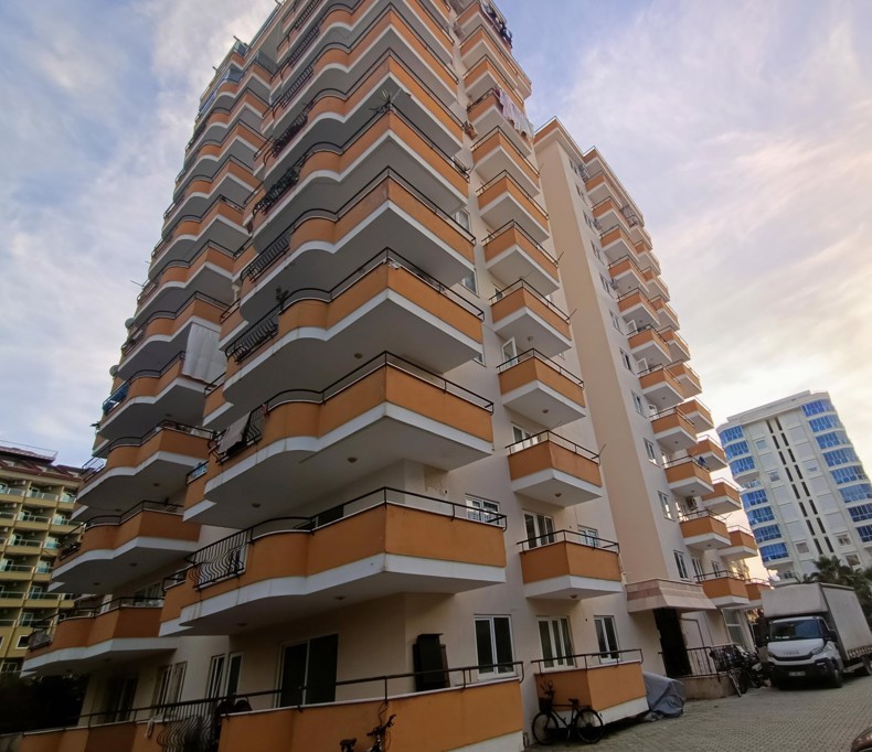 Antalya Alanya Mahmutlar Mahallesinde 115m² Satılık Mesken