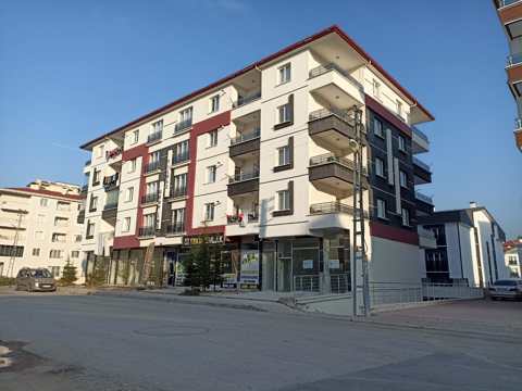 Ankara Sincan Mustafa Kemal Mahallesinde 205 m² Satılık Depolu Dükkan