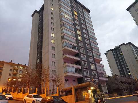 Ankara Yenimahalle Güventepe Mahallesinde 3+1 130 m² Satılık Daire 